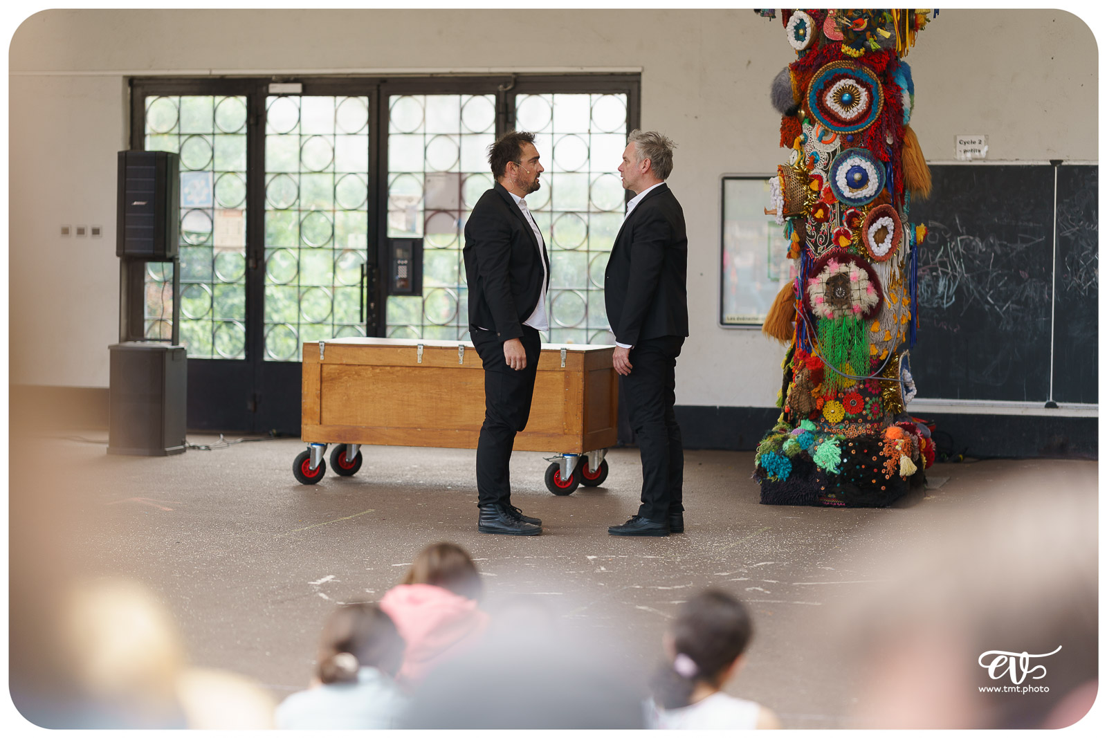 COWBOY OU INDIEN (GROUPE DEJA)